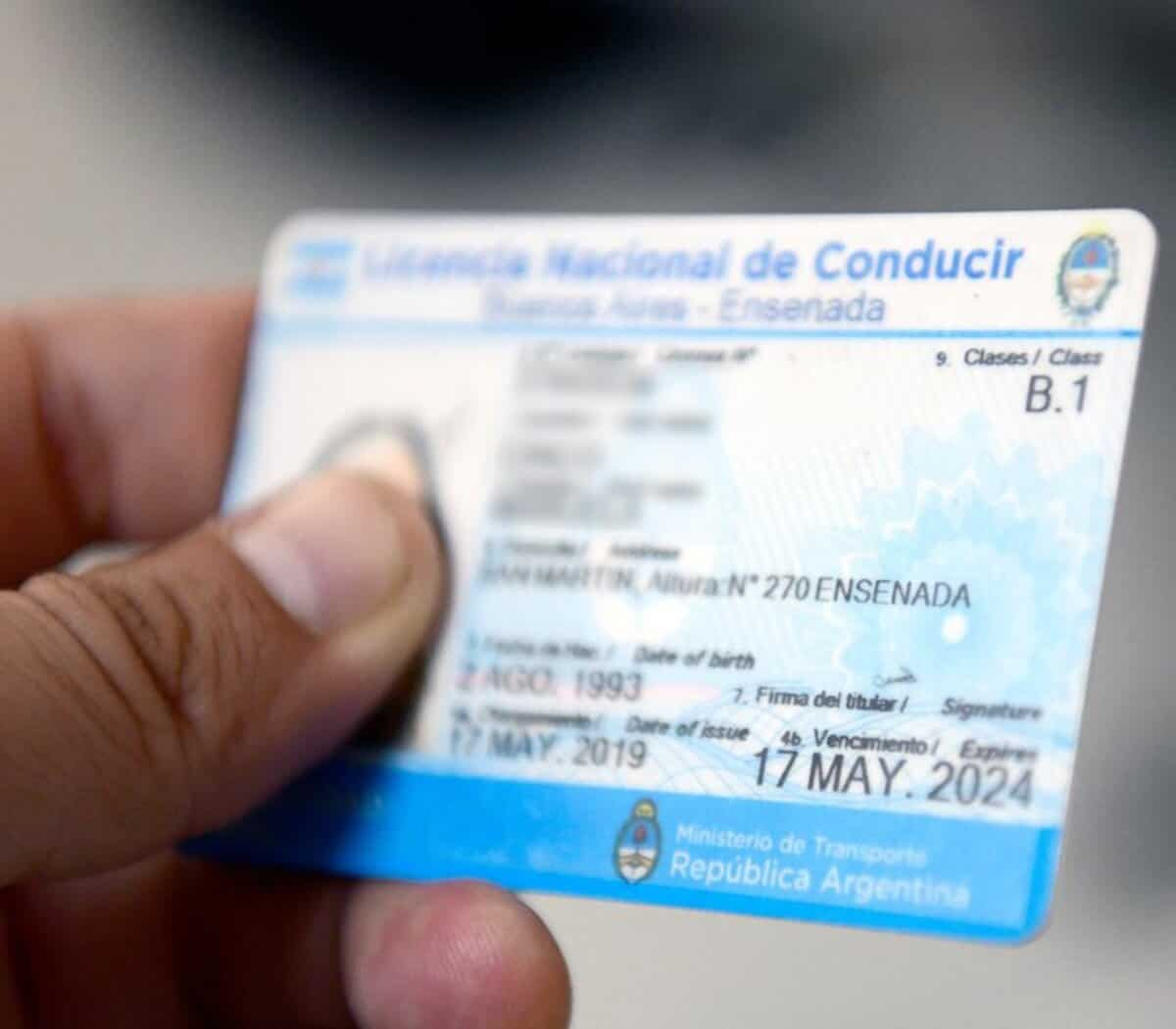 Driving License in Argentina: Regulations, Limitations, and Renewal Process