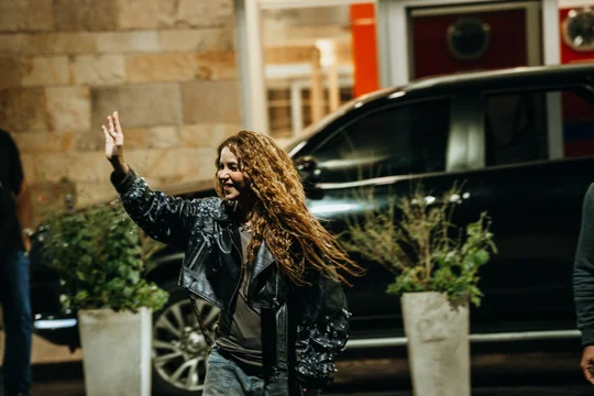 Shakira’s Arrival in Argentina: A Warm Welcome Despite the Rain